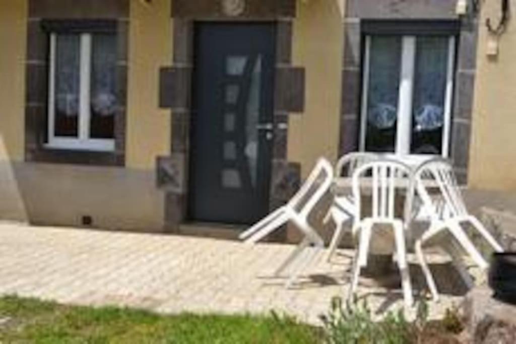 Maison De Vacances Nebouzat Bagian luar foto